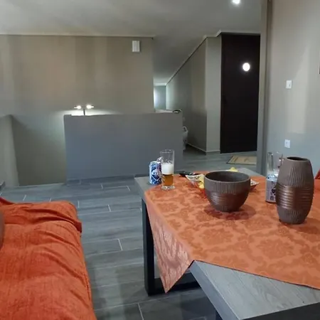Appartamento Aretoysa Center Luxury 2 Néa Péramos