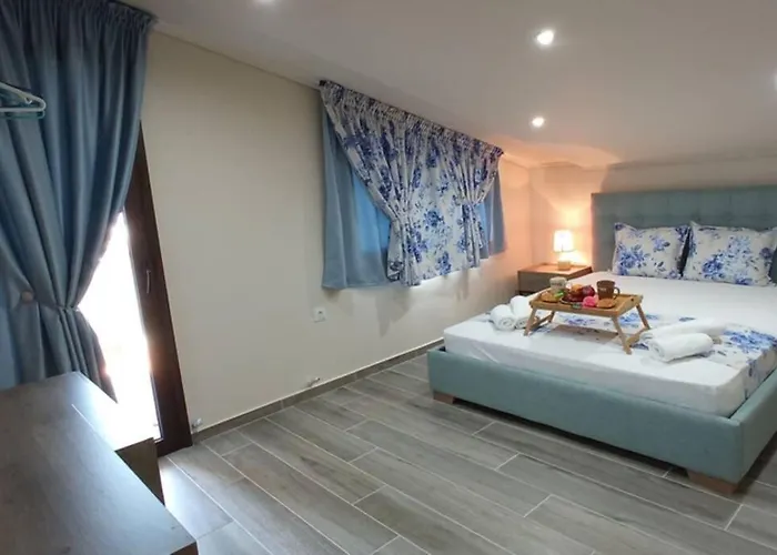 Aretoysa Center Luxury 2 Appartamento Néa Péramos
