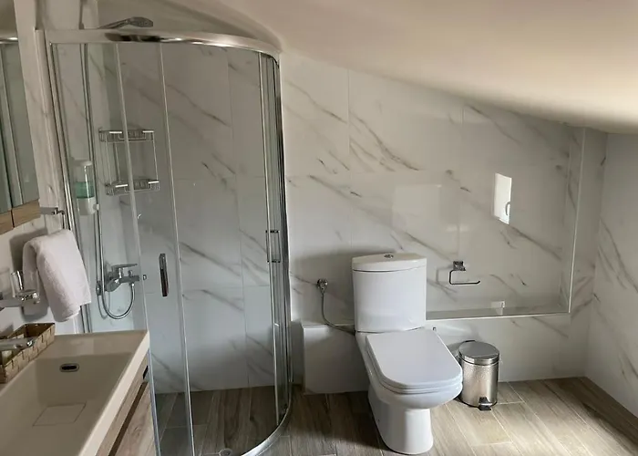 Aretoysa Center Luxury 2 Appartamento *